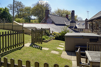 Private hot tubs